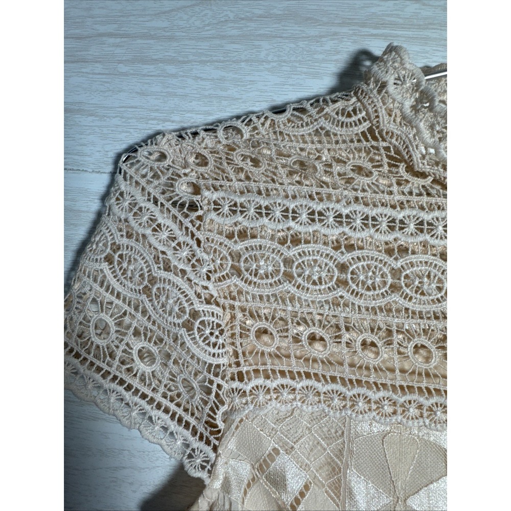 FOXEIDOX cream dress Intricate Lace Detailing High Neckline Sz Small - Picture 4 of 15